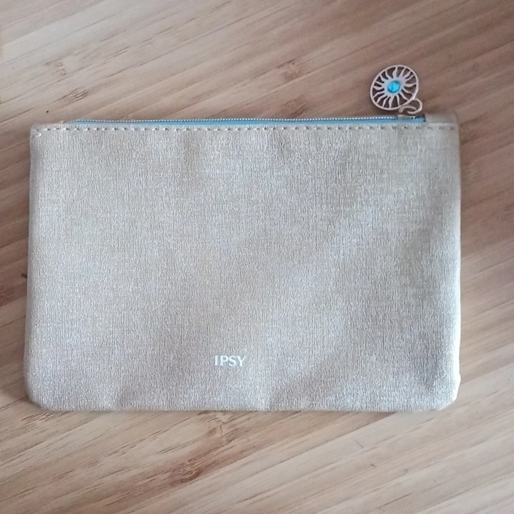 IPSY COSMETIC SET 0F 3 BAGS